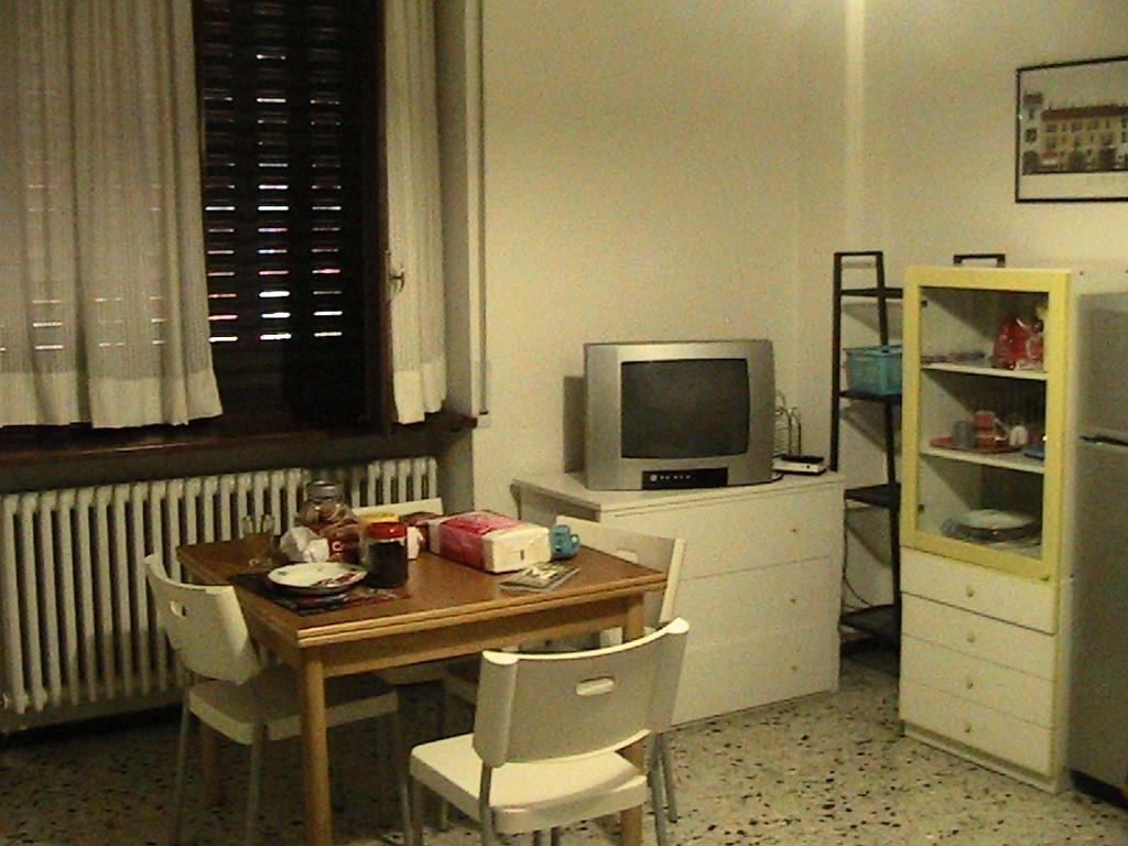 Bayres House *